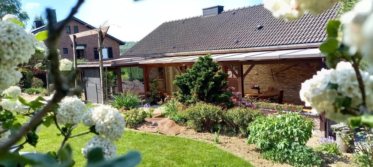 Gîte Les Sittelles Tenneville Exterior foto